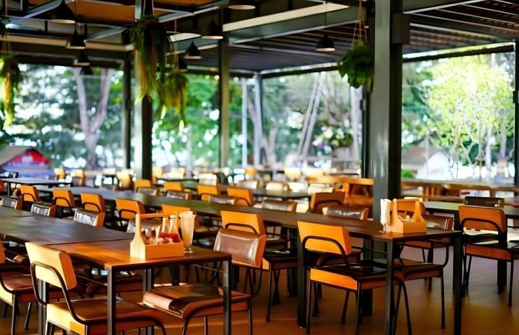 Chatnipa Beach Resort By Morseng Ban Hat Lek Luaran gambar
