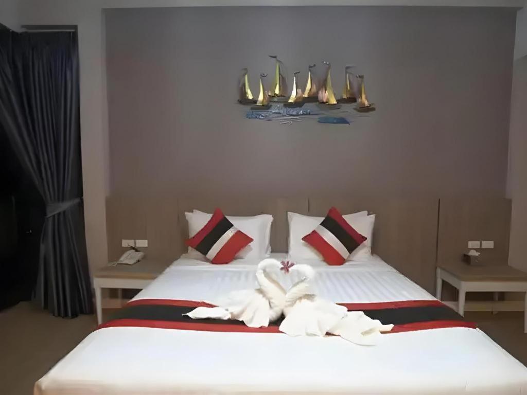 Chatnipa Beach Resort By Morseng Ban Hat Lek Luaran gambar